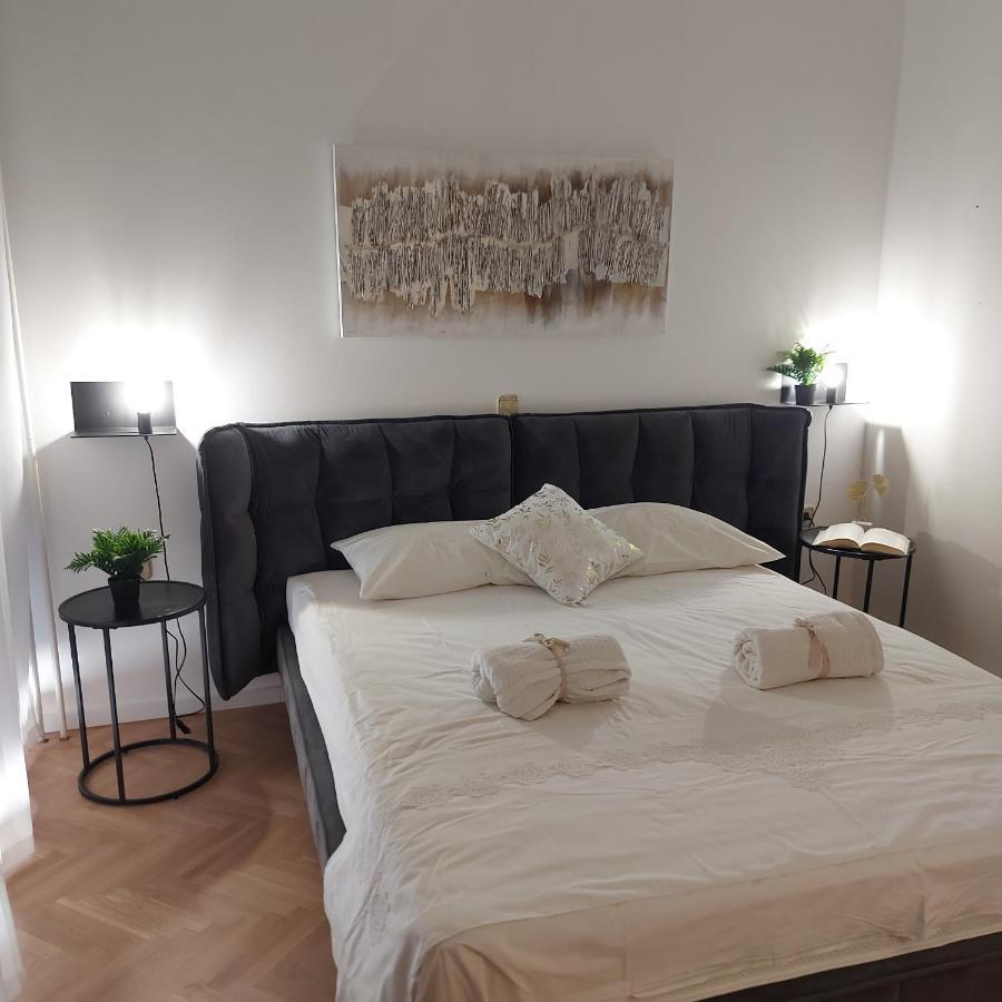 Apartments Fugosic Пунат Экстерьер фото