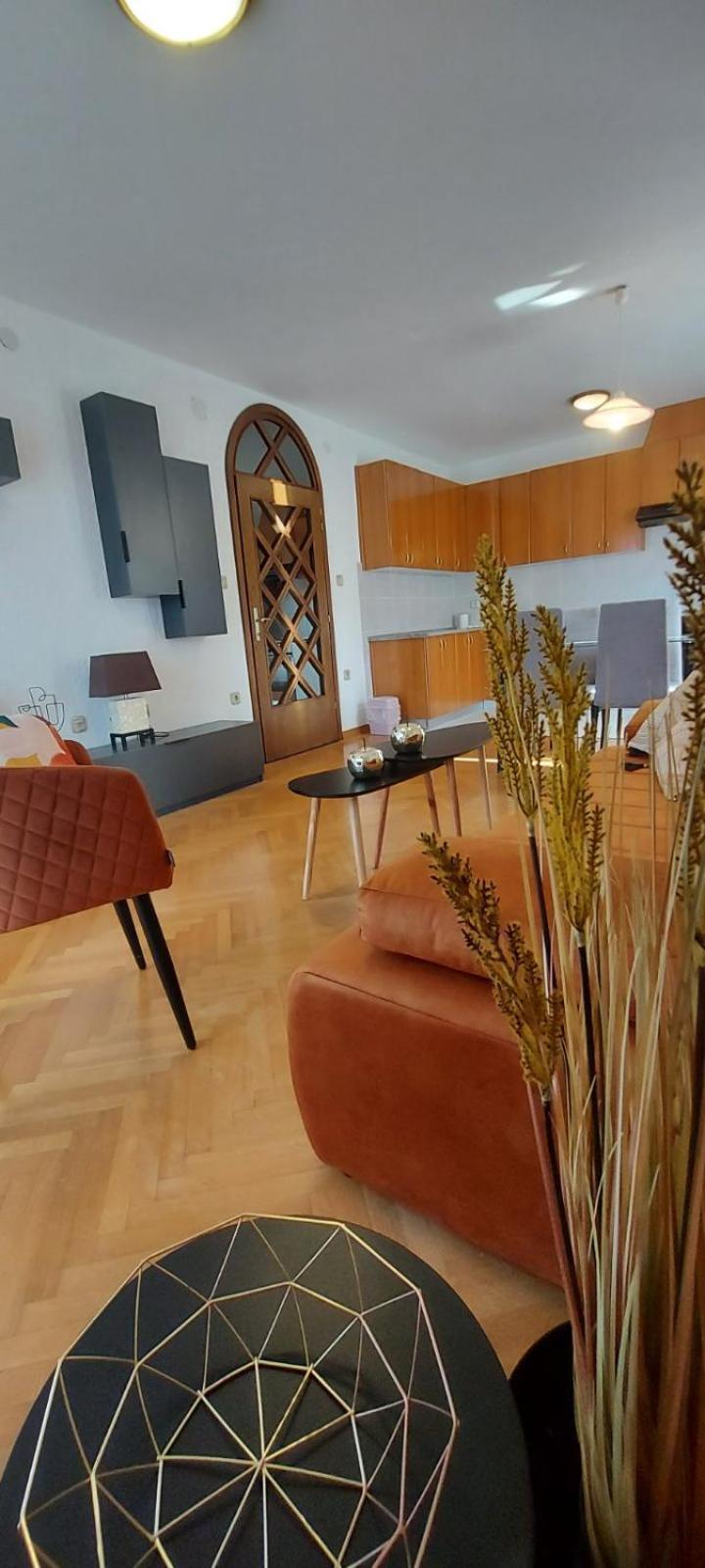Apartments Fugosic Пунат Экстерьер фото